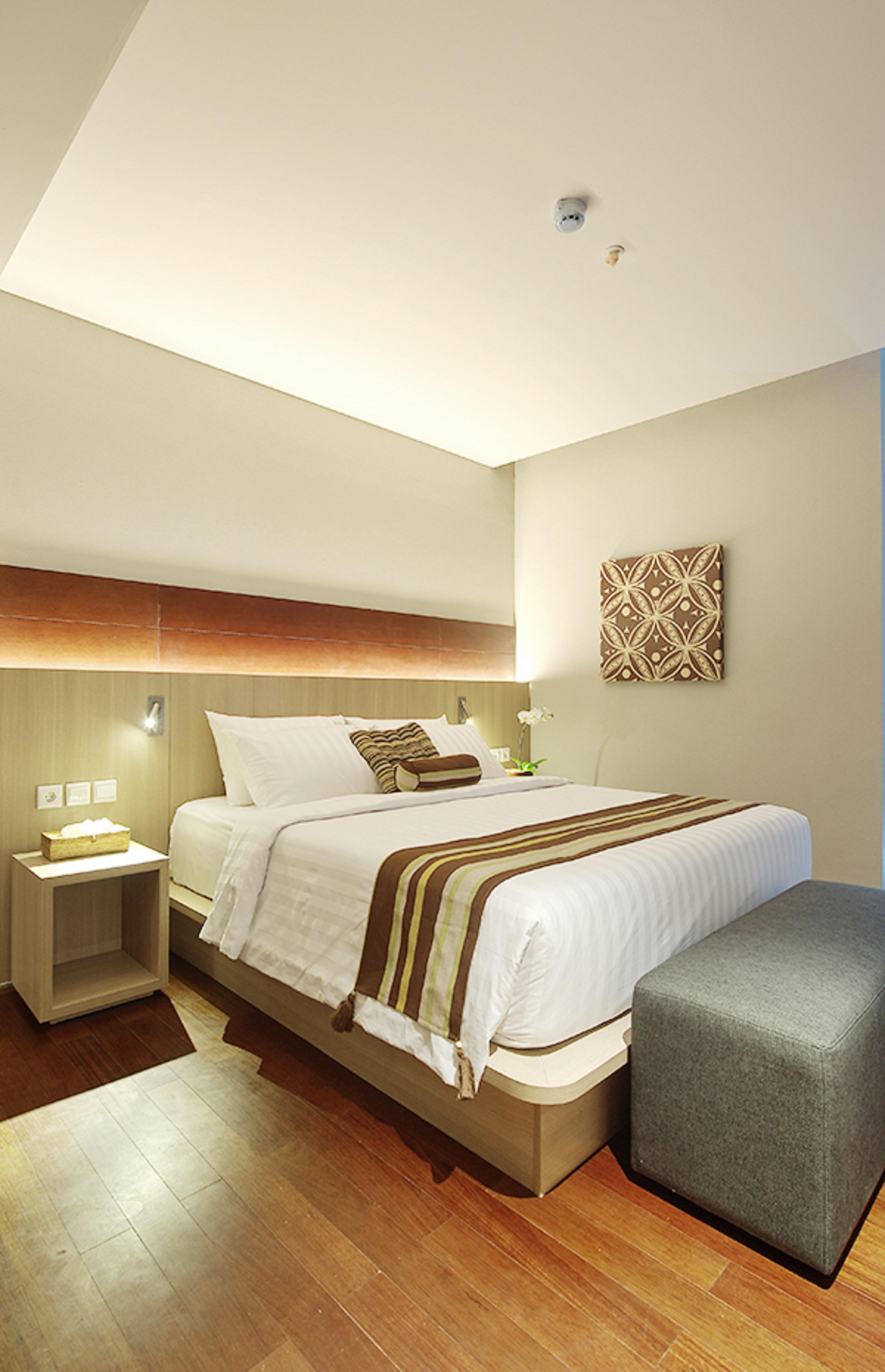 Ra Premiere Simatupang Hotel Cilandak Kültér fotó